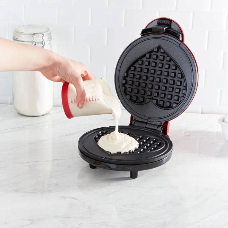 Mini Waffle Maker – Heart Shape (350W, Model WQ-603B)