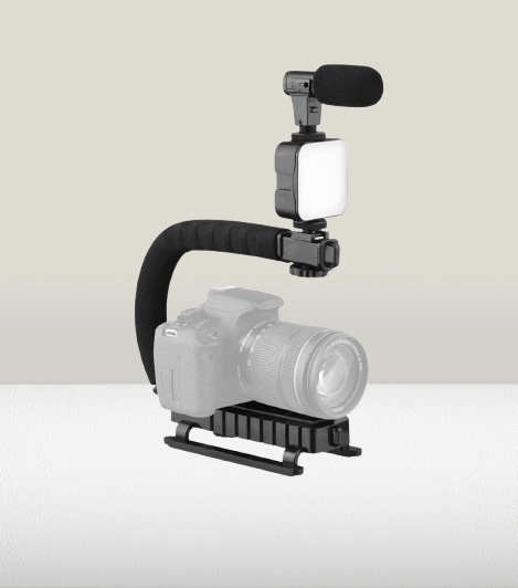 Portable Handheld Video Rig Kit – Bracket, LED Light, Microphone, Phone Holder
