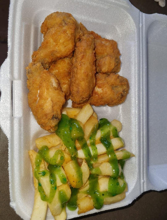 6 Piece Chicken Wings & Chips